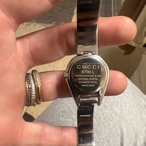 Authentic Gucci excellent condition woman’s watch black face